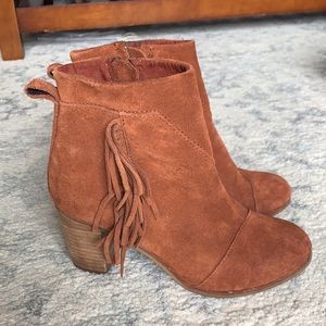 TOMS Lunata Fringe Booties (Cognac) Size 6.5